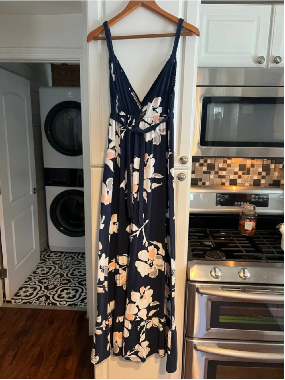NWT Abercrombie & Fitch Navy Blue White Floral Maxi Dress